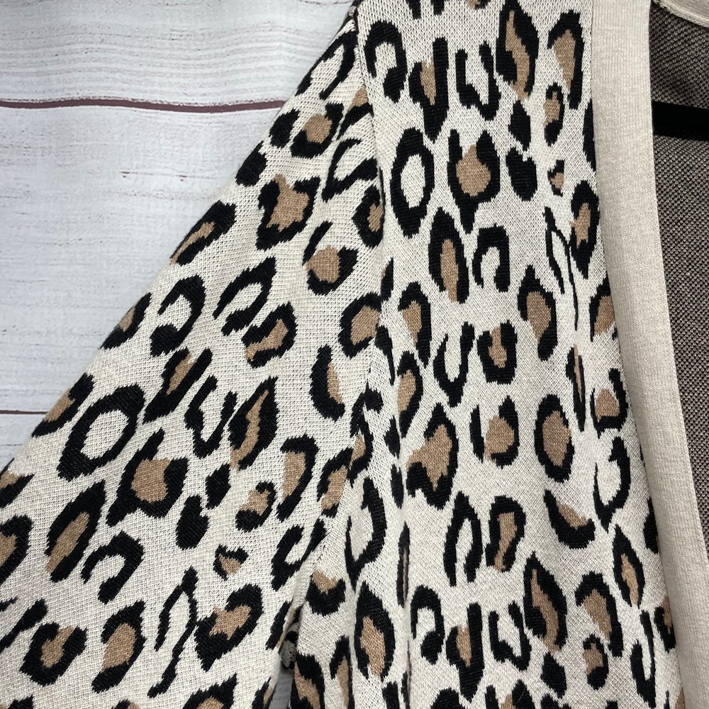 Croft & Barrow Open Front Leopard Print Knit Card… - image 2